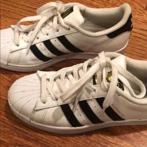 Adidas superstar US women’s 6